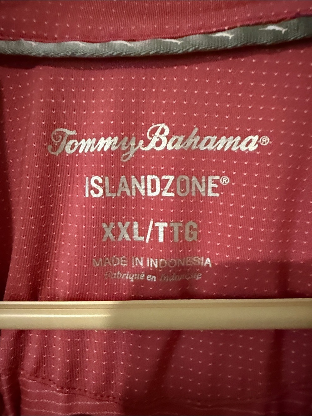 Tommy Bahama Men's IslandZone Polo in Berry - Picture 3 of 7